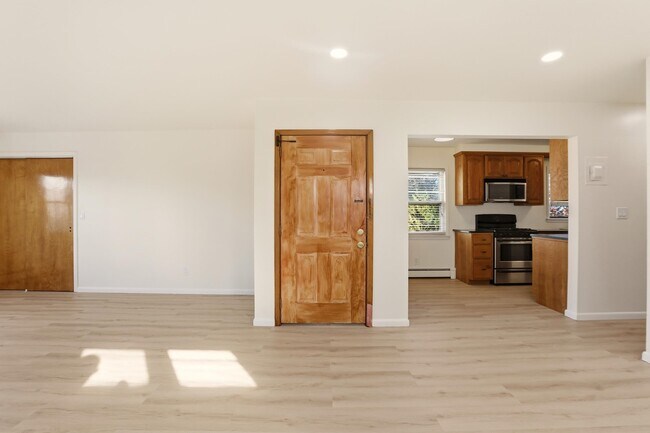 Foto del edificio - 576 Ave E