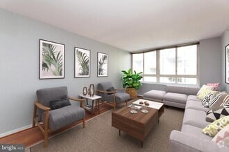 Building Photo - 355 I St SW