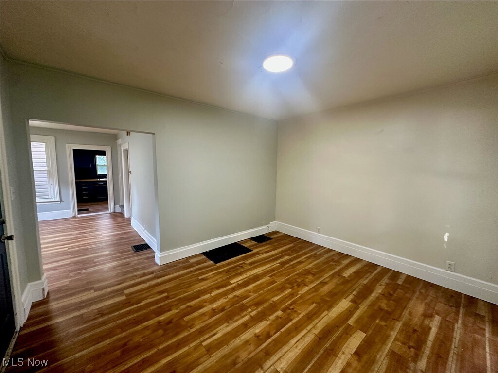 251 Arch St Akron, OH 44304 – photo 4