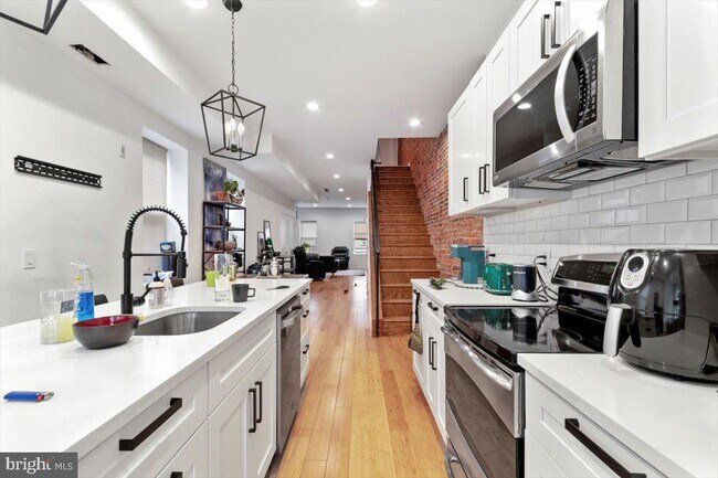 Foto del edificio - 721 N 40th St