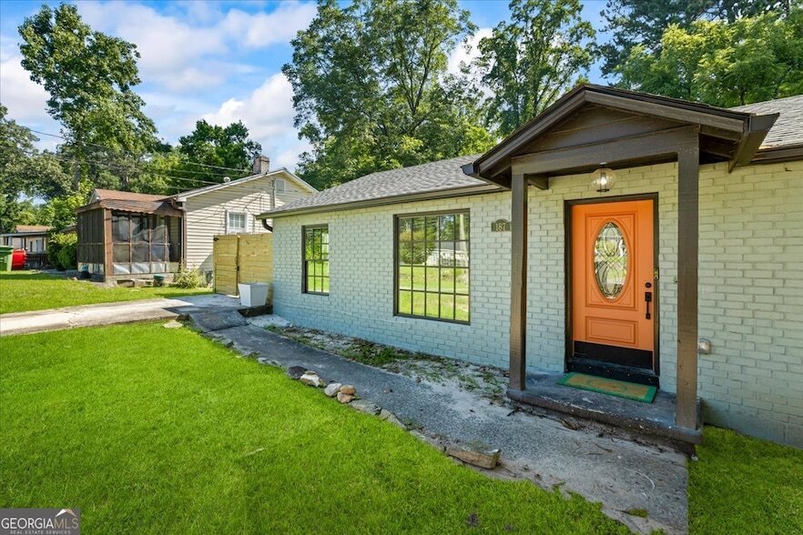Photo - 187 Joe Louis Dr NW