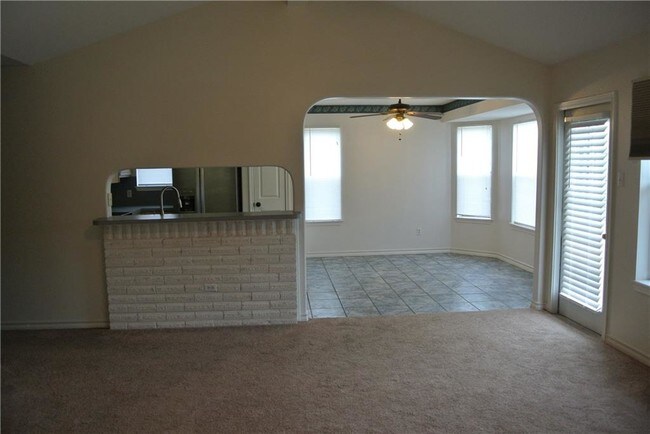 Building Photo - 13905 Windjammer Dr