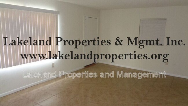 Foto del edificio - 1103 Jewel Ave