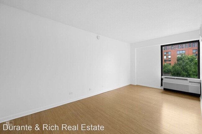 Foto del edificio - 3 br, 2 bath House - 1169 S Plymouth Ct #302