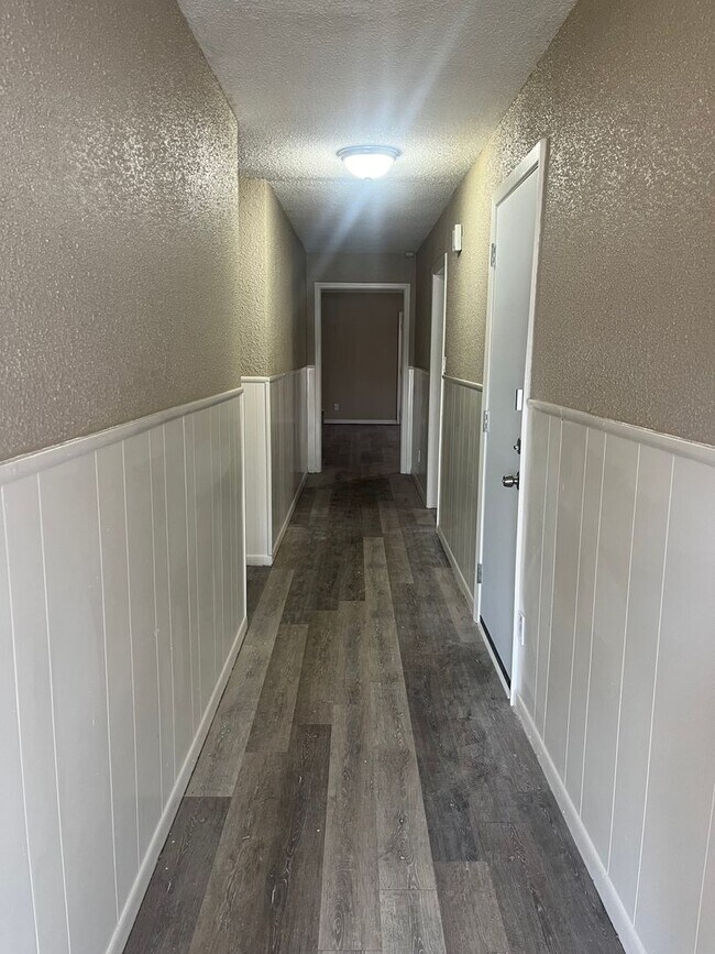 Building Photo - 4 Bed 3 bath in LISD