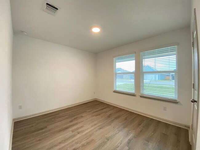 Building Photo - 124 Fort Clark Springs Ln