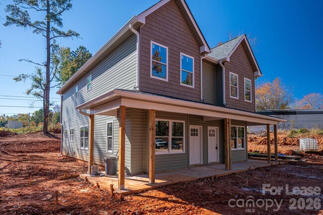 Building Photo - 5536-5538 Wrenn Dr