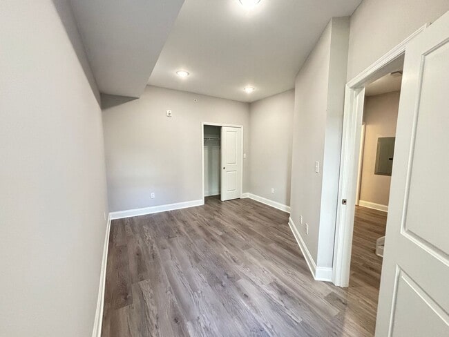 Foto del edificio - 1530 N Sydenham St