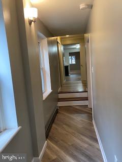 Foto del edificio - 114 E Market St