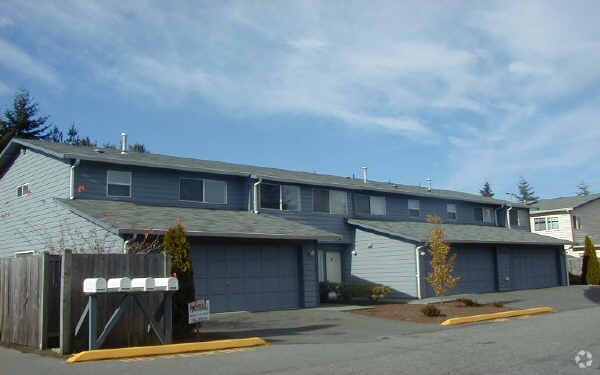Primary Photo - 7716 196th St SW