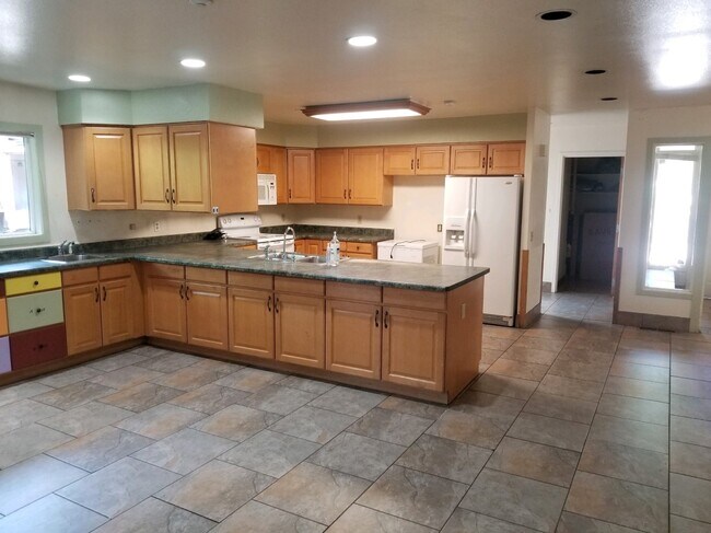 Kitchen - 1836 19th St