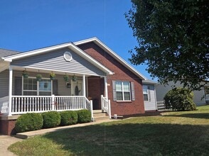Building Photo - 41 Collinbrook Dr