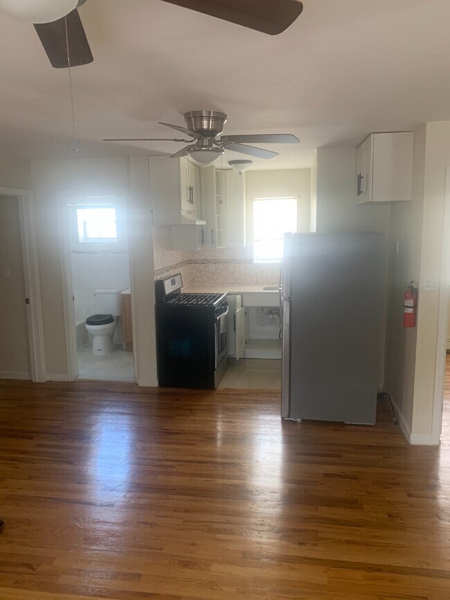 Foto del edificio - 769 E 226th St