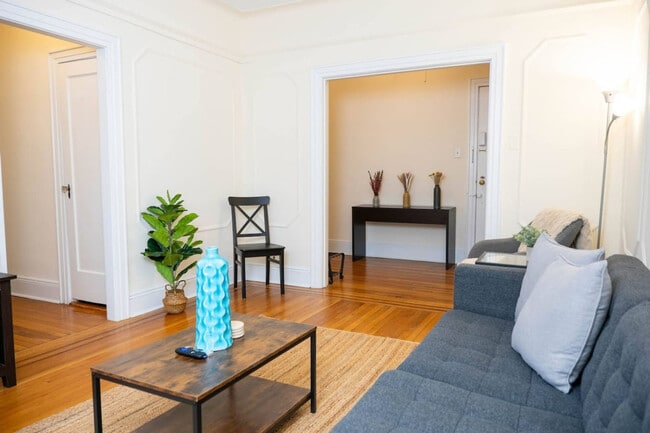Foto del edificio - 730 Hudson St