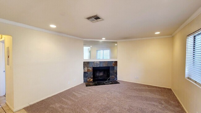 Building Photo - Charleston Blvd 6729