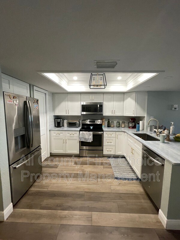 Building Photo - 9914 Indian Key Trail