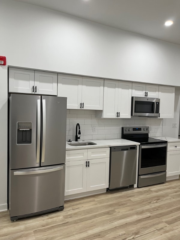 Photo - 2053 W Oxford St Apartment