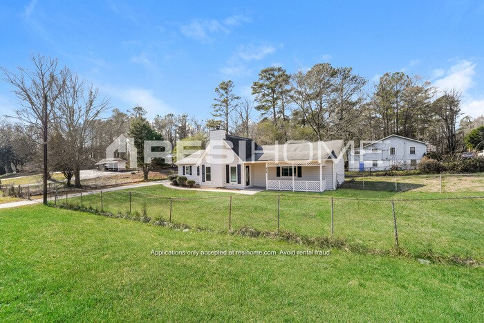 Building Photo - 4155 Bouldercrest Park Rd