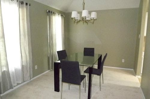 Foto del edificio - 2126 Pickwick Pines Dr