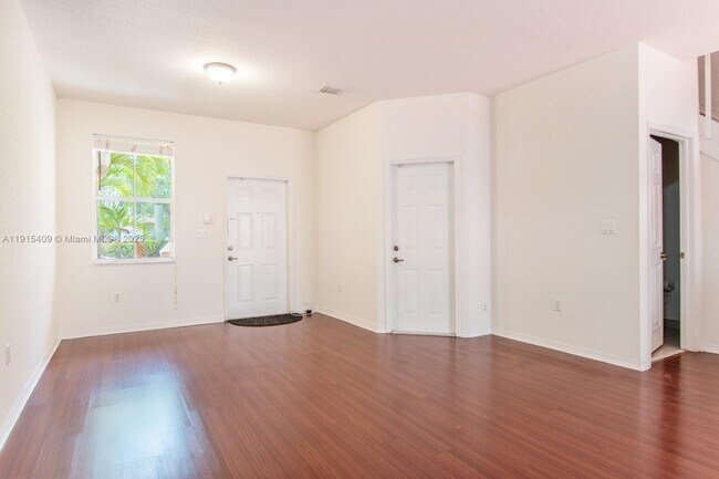 Foto del edificio - 12435 SW 125th St