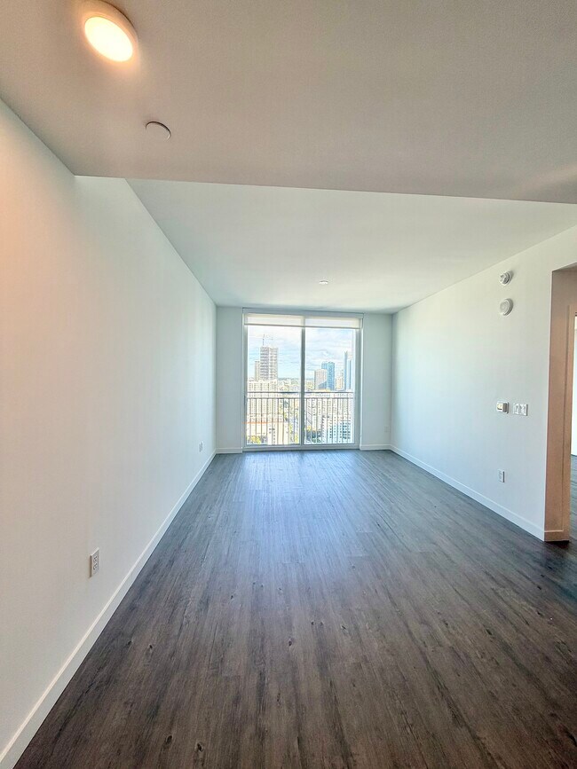 Foto del edificio - 2000 N Bayshore Dr