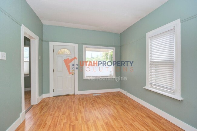 Building Photo - 344 E 1700 S