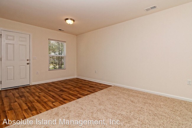 Foto del edificio - 3 br, 2.5 bath House - 57 Colleton Ct.