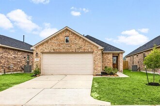 Building Photo - 22630 Rosebush Hl Rd