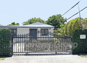 Building Photo - 1301 NW 99th St