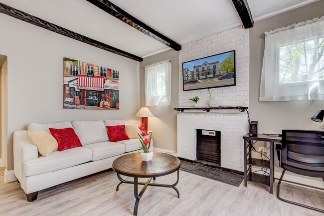 Building Photo - 1441 N Humboldt St