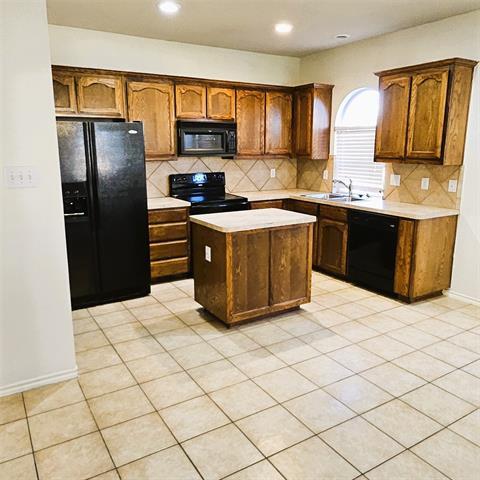 Foto del edificio - 7909 Raton Ridge Ln