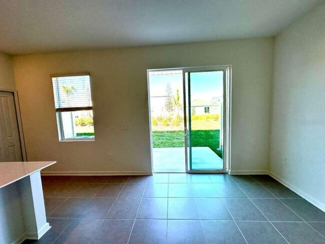 Foto del edificio - 2713 Skyline Lp