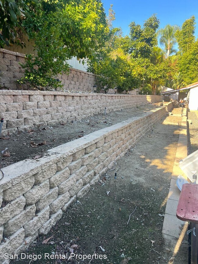 Building Photo - 3 br, 3 bath House - 1170 Lupine Hills Dr.