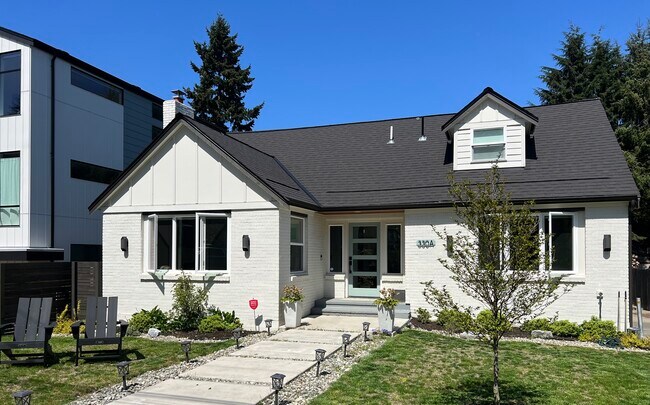 Building Photo - 330 NE 91st St