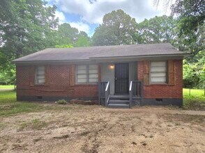 Building Photo - 4062 Shirley Dr