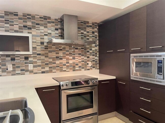 Photo - 250 Sunny Isles Blvd House