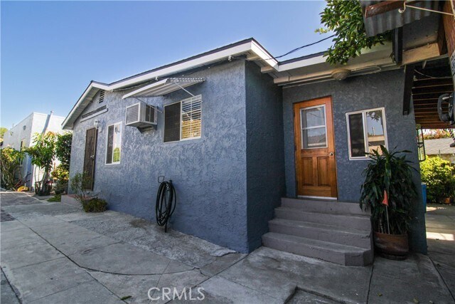 Foto del edificio - 5226 Range View Ave