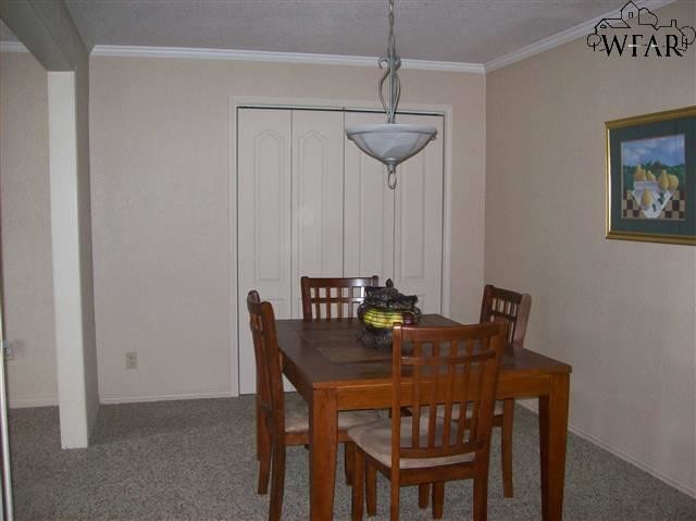 Foto del edificio - 606 Sycamore Dr