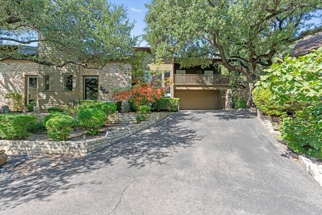 Building Photo - 13 Stoney Creek Cove