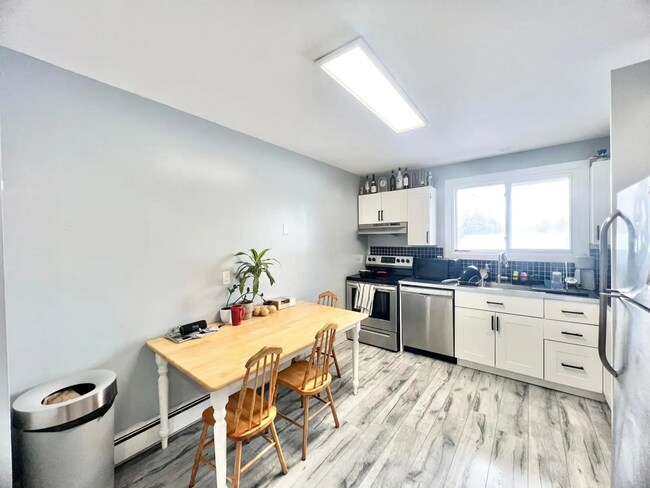 Photo du bâtiment - 318 Erb St W