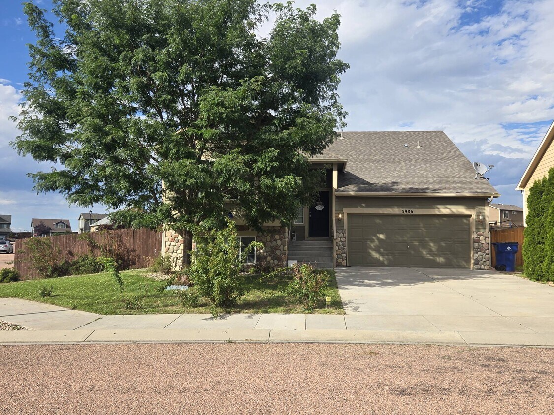 Primary Photo - 5986 San Mateo Dr