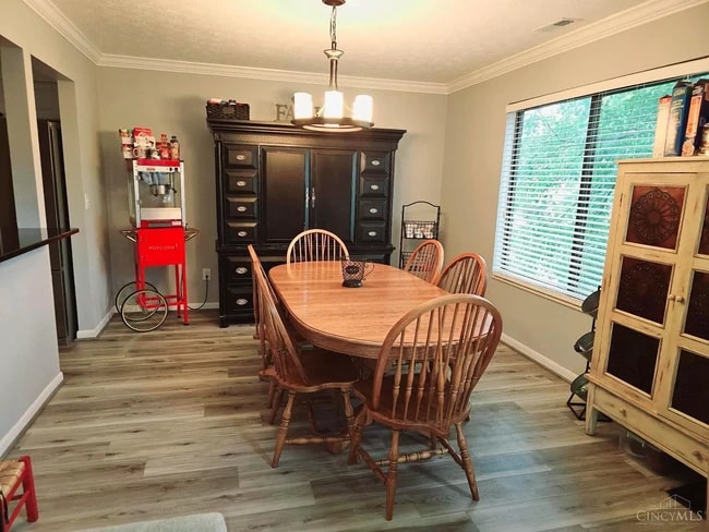 Building Photo - 9426 Hunters Creek Dr