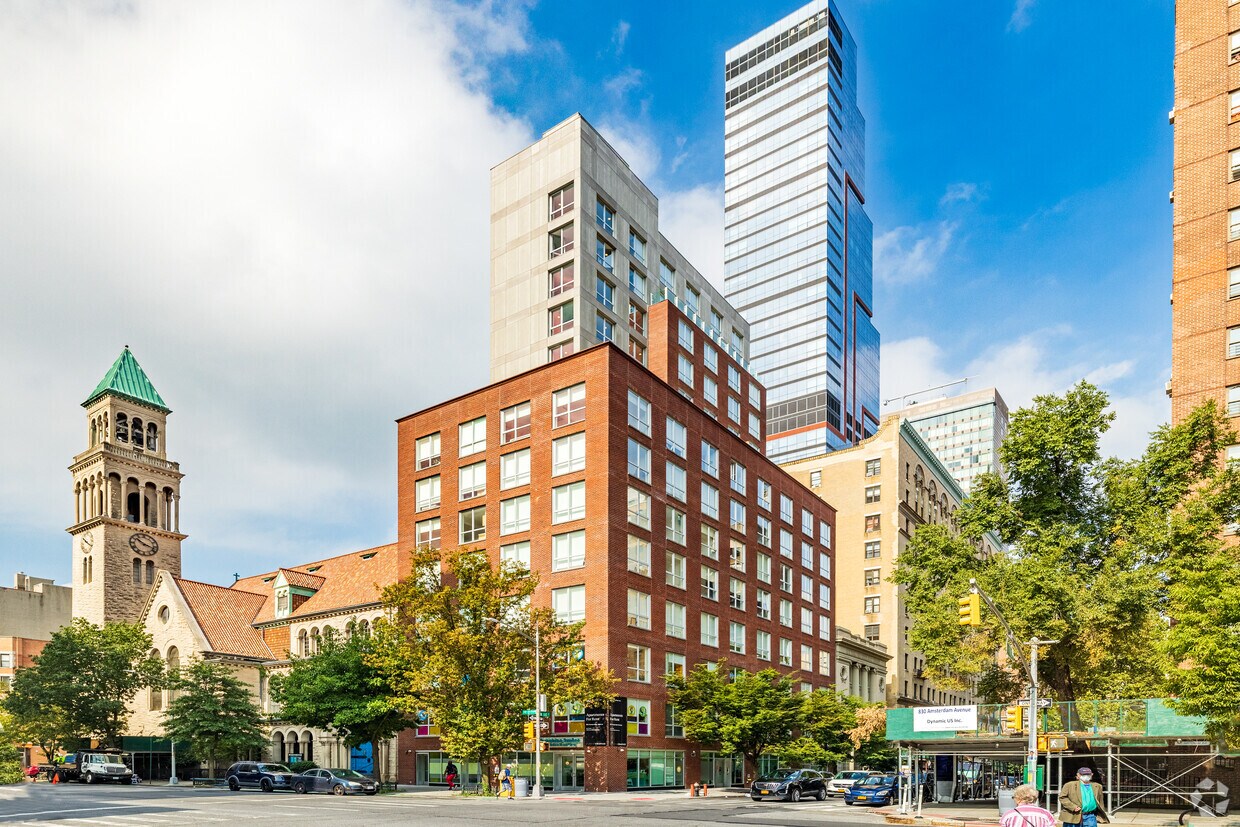 Building Photo - 814 Amsterdam Ave