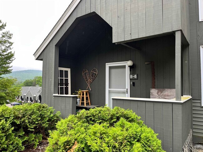 Building Photo - 49 Tenney Brook Rd