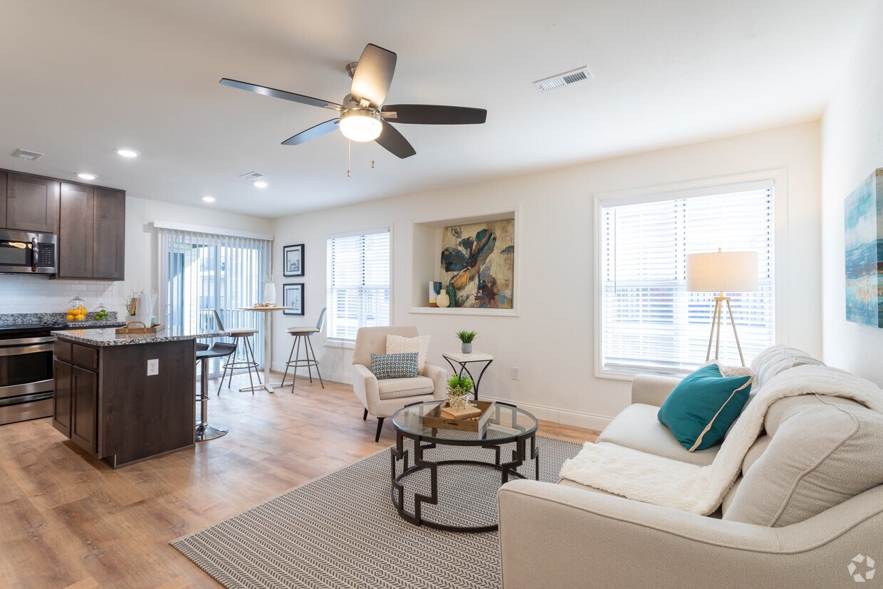 Woodchase Apartments Chesterfield, MO