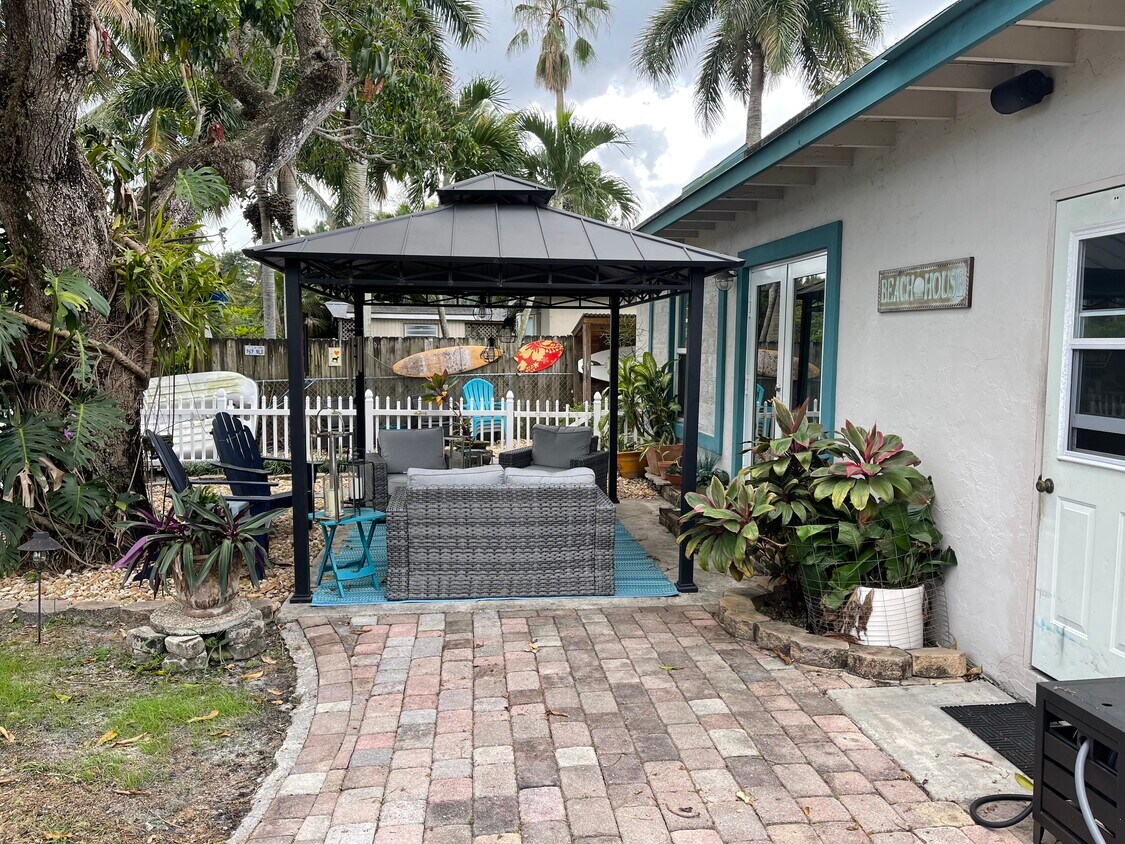 Foto principal - 1980 SW 28th Terrace