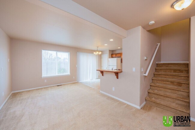 Building Photo - 326 S Thierman Rd