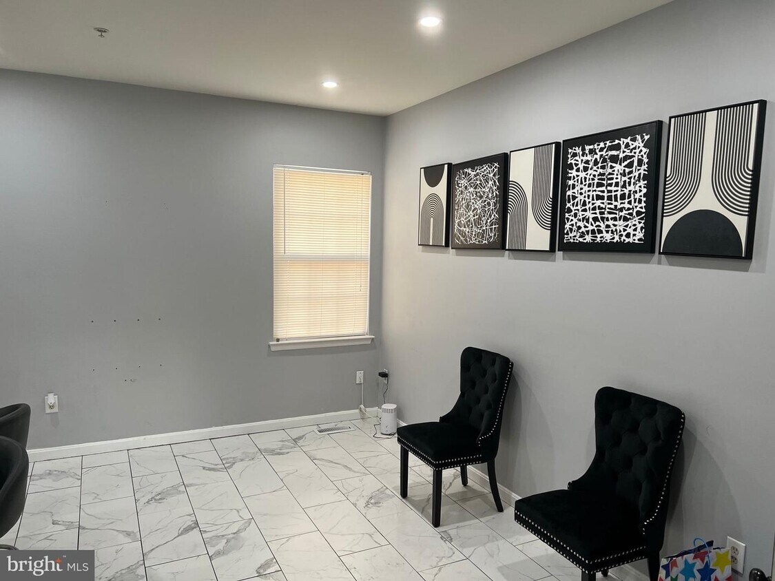 Foto principal - 9905 Tulip Tree Dr
