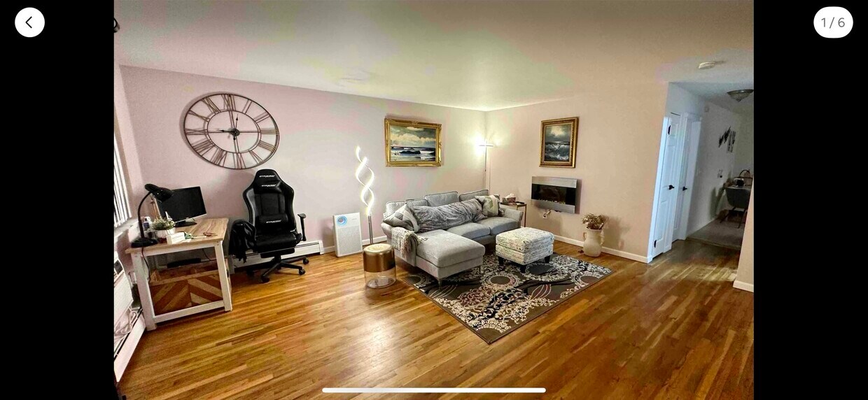 Living room - 1465 68th St