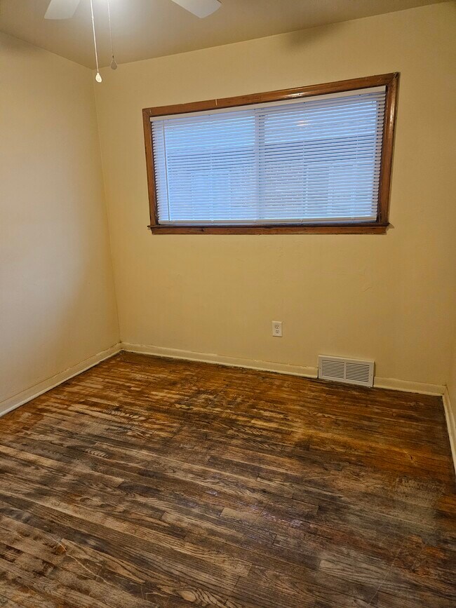 6720 Edgeton St, Hamtramck, MI 48212 House Rental in Hamtramck, MI